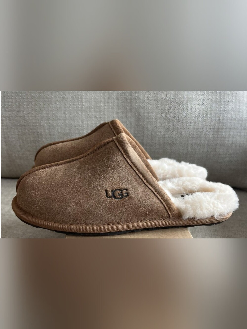 UGG Scuff Slipper Chestnut Suede Shearling Mules Women's Size 6
